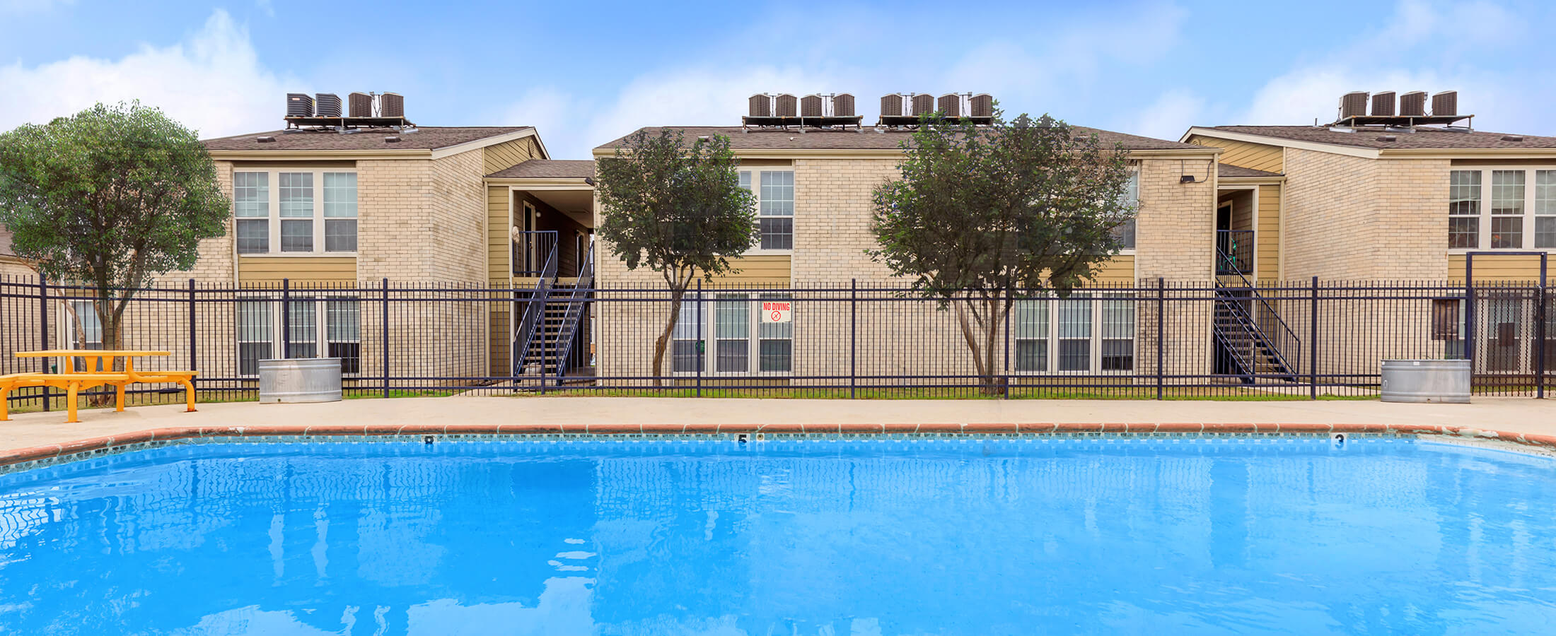 Hilltop Oaks Apartments Apartments in San Antonio, TX
